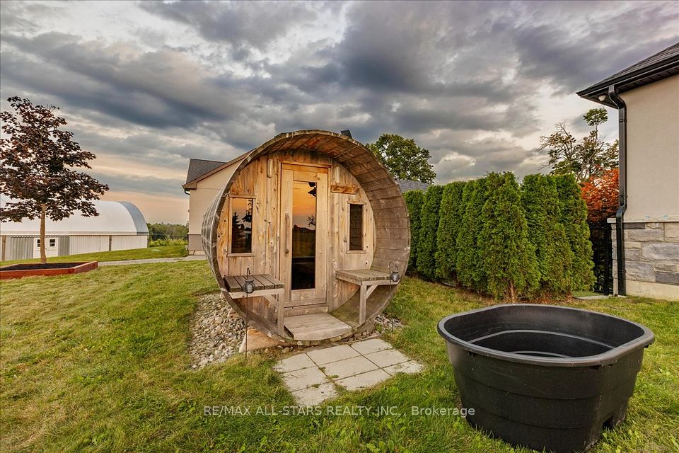 35x70 Training Hockey Rink with Chiller