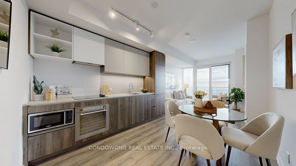 Very Spacious Dining Room