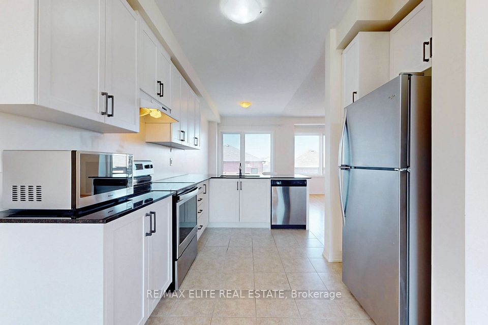 Kitchen w/ S/S Appliances