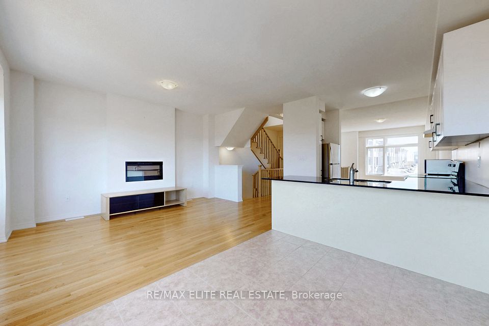 Living Space w/ Electric Fire Place