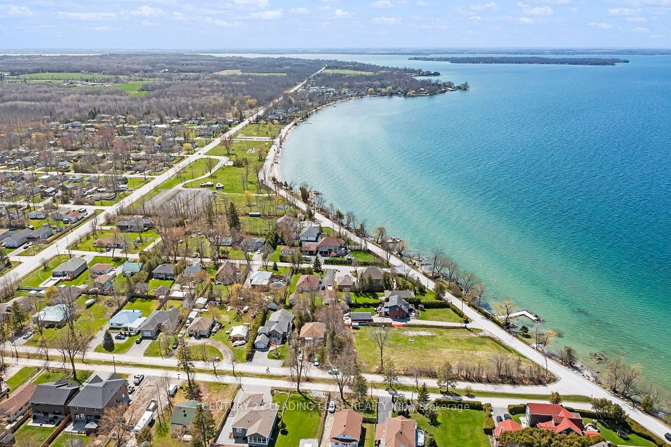 Willow Beach Community