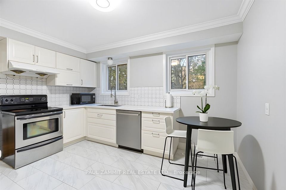 Kitchen virtually staged