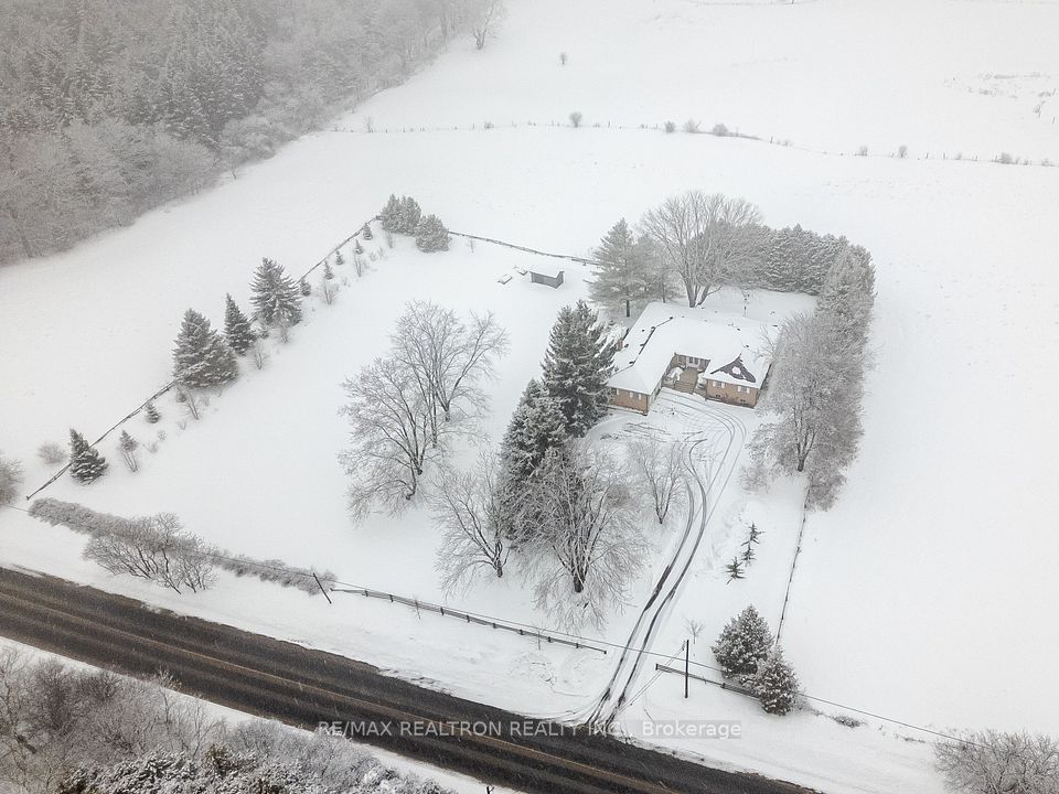 Welcome to 240 Webb Rd