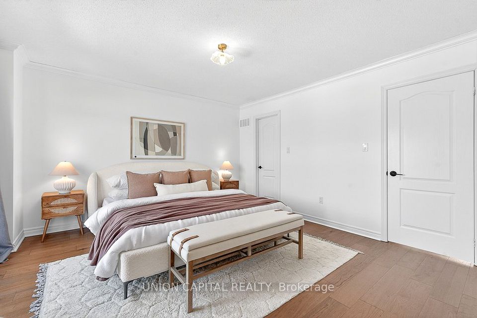 LARGE WALK-IN CLOSET, HARDWOOD FLOORS