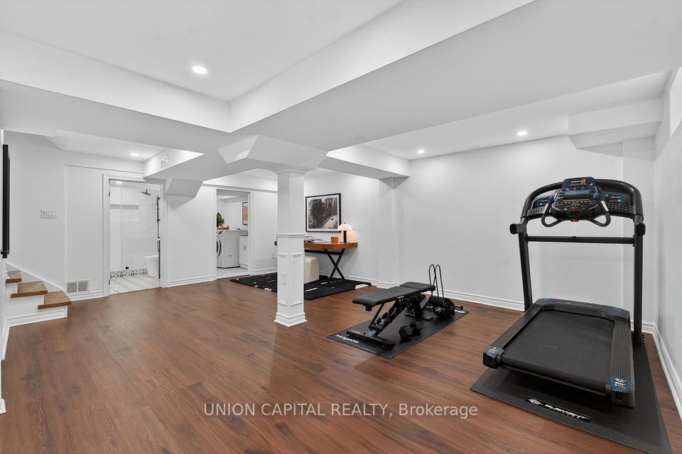 EXTRA LIVING SPACE -  MEDIA ROOM, GYM OR OFFICE