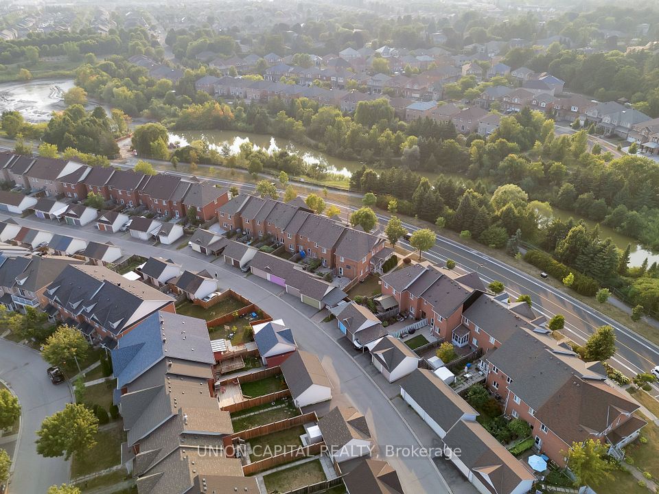 PREMIUM LOT FACING RAVINE & POND & TRAILS