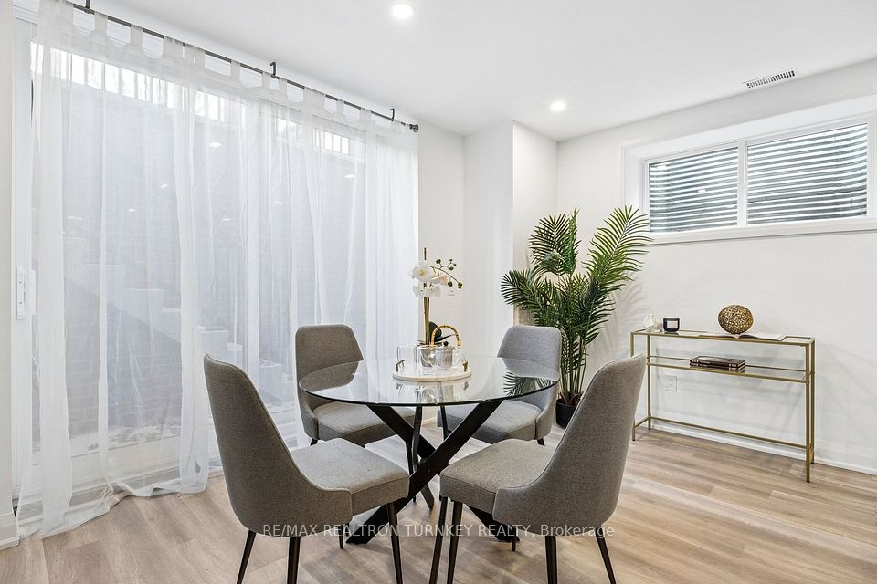 Breakfast area for dining