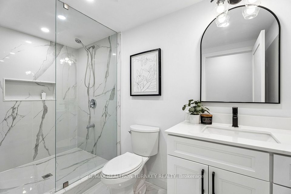 3pc bathroom with glass shower