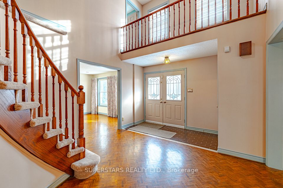 Walk in to High Ceiling