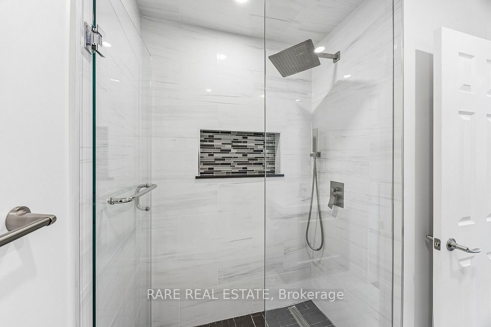 Main Bath Shower