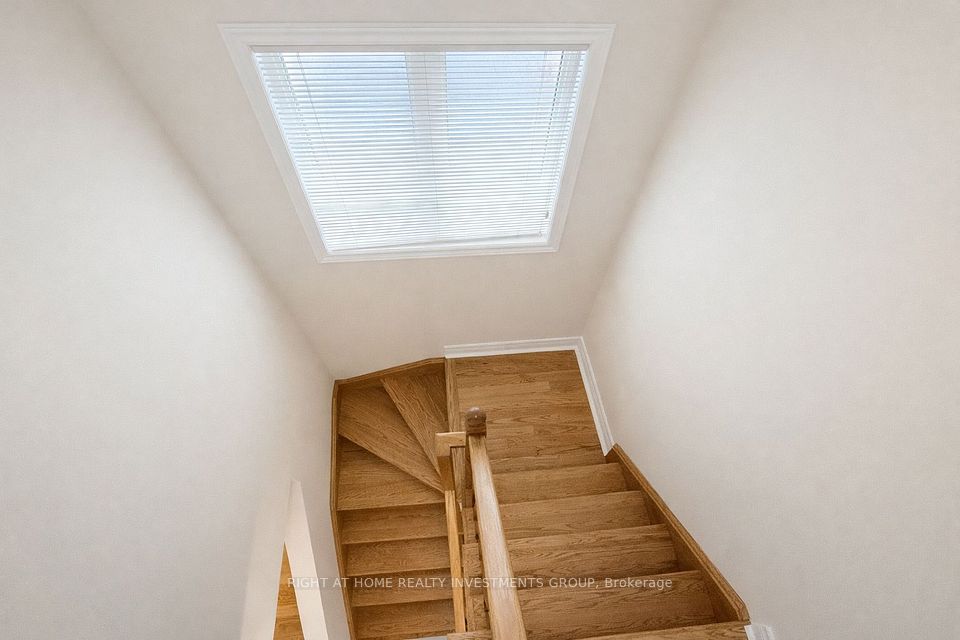 Elegatnt Oak staircase