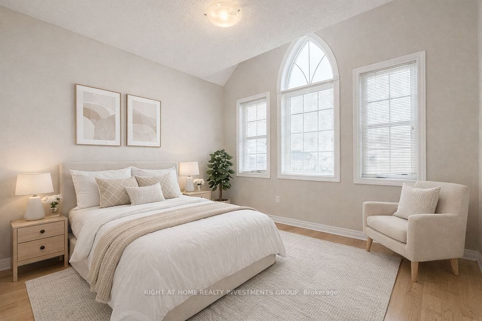 Bright 2nd Bedroom W/3 Large Windows