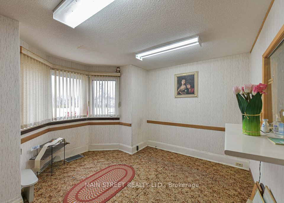 reception areea main floor