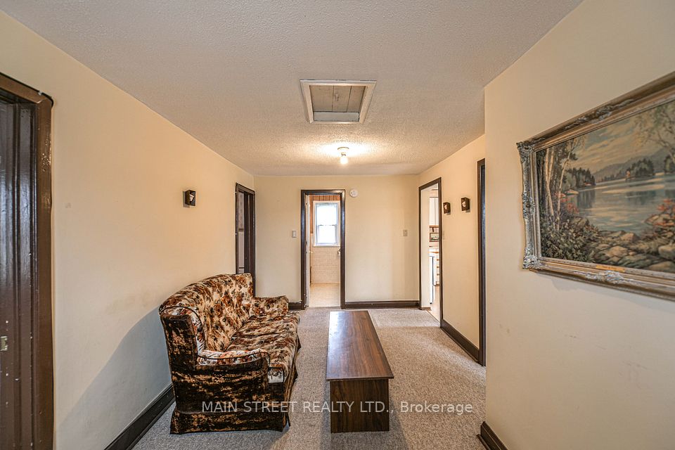 living area upper floor