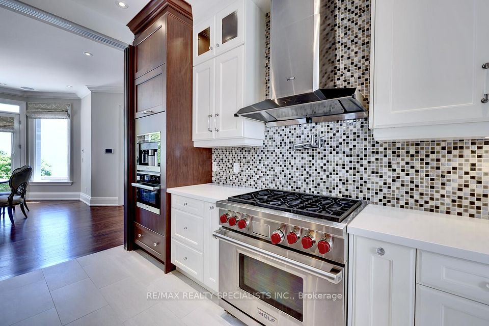 W11971617/W11971617-23.jpg.