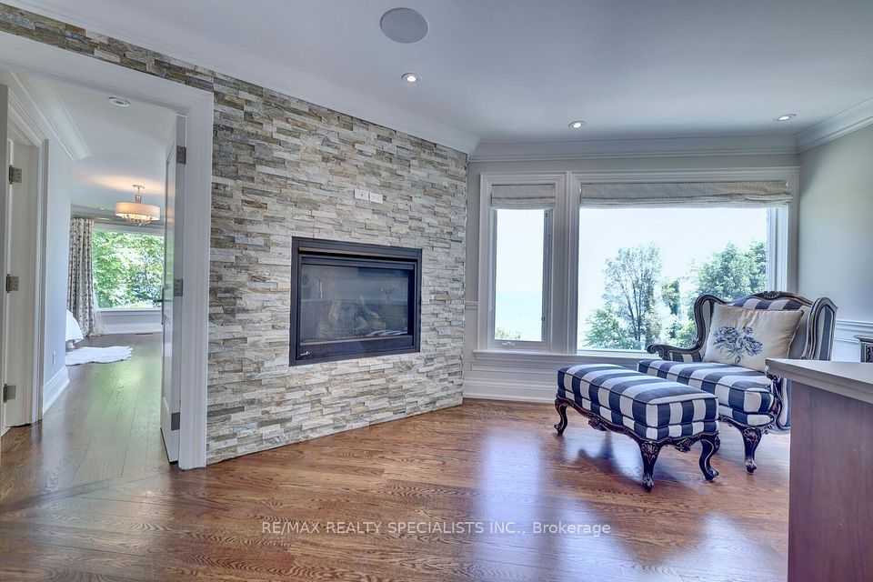 W11971617/W11971617-25.jpg.