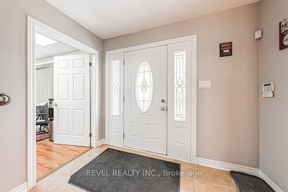 W12151398/W12151398-12.jpg.