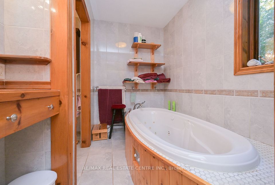 Spacious Rec Room Downstairs