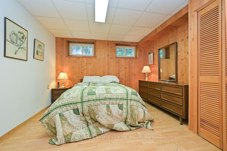 Beautiful Clean Laundry Room