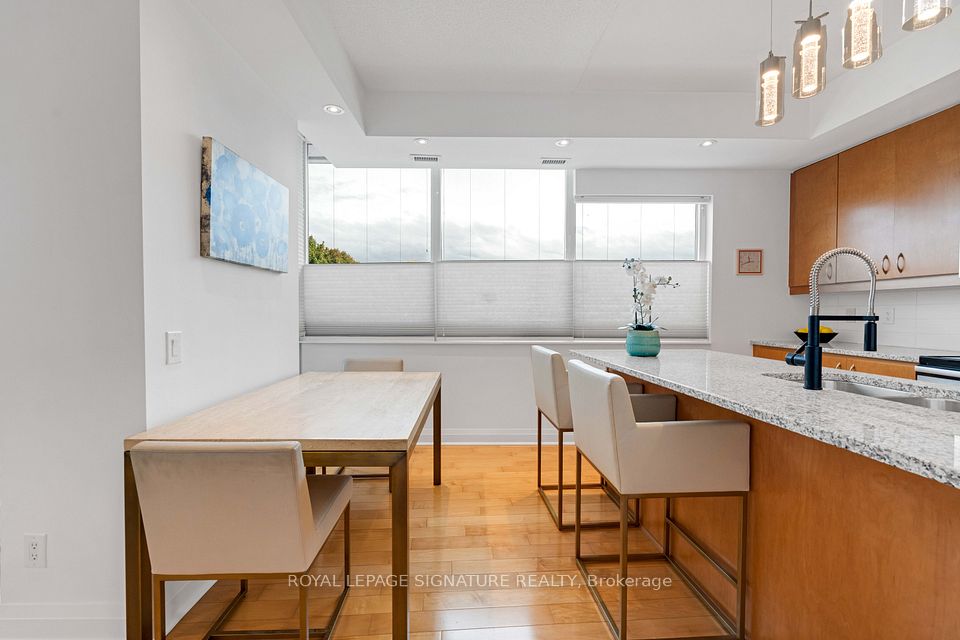 Dining/Kitchen