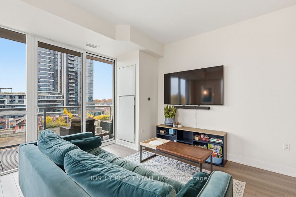 Living Room - so bright with north eastern light