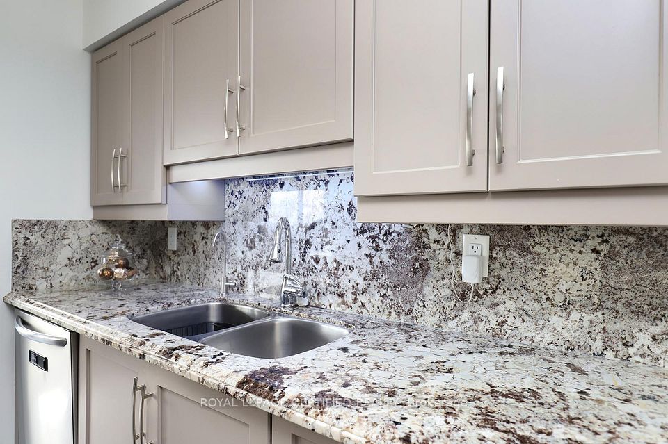 Full height backsplash