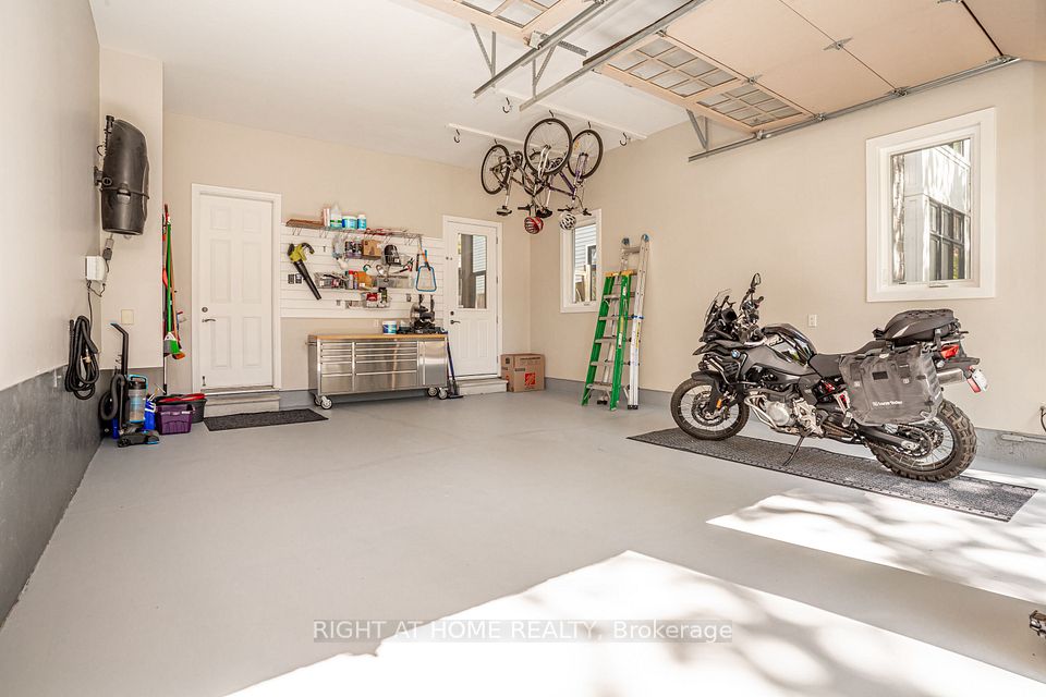 W13505268/W13505268-42.jpg