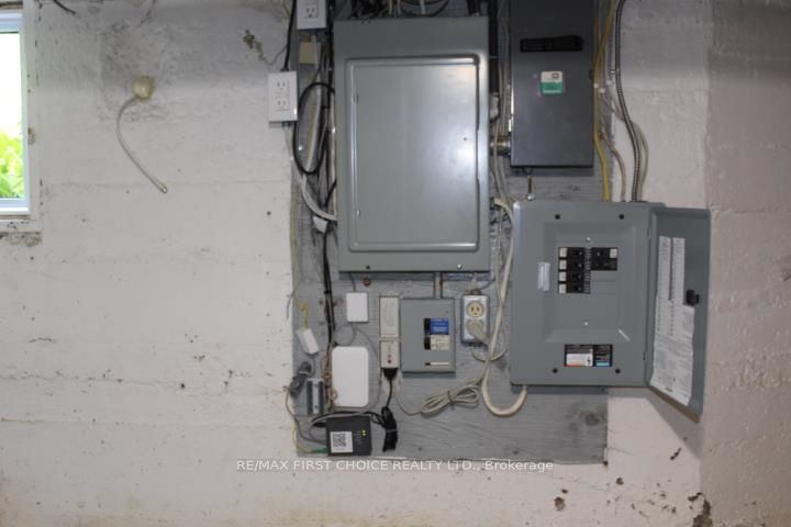 X13437846/X13437846-32.jpg