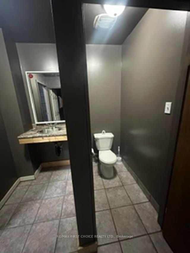 X13690720/X13690720-11.jpg
