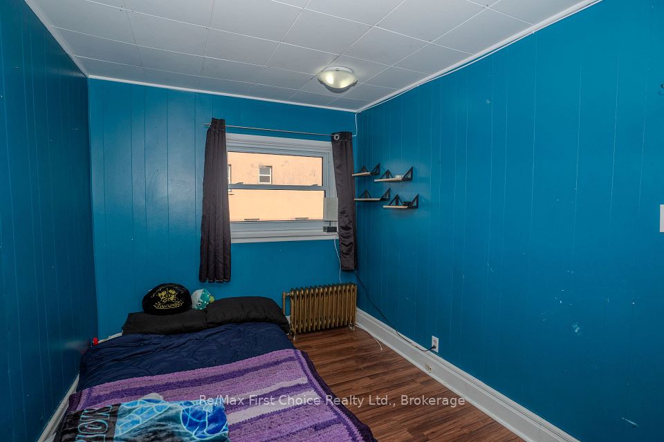 X13736724/X13736724-17.jpg