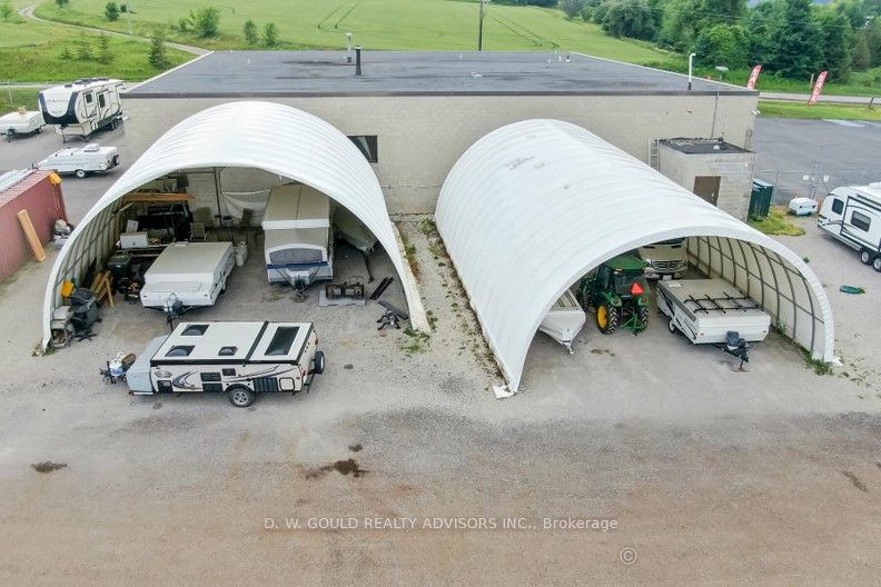 9577 Sideroad 17, Erin