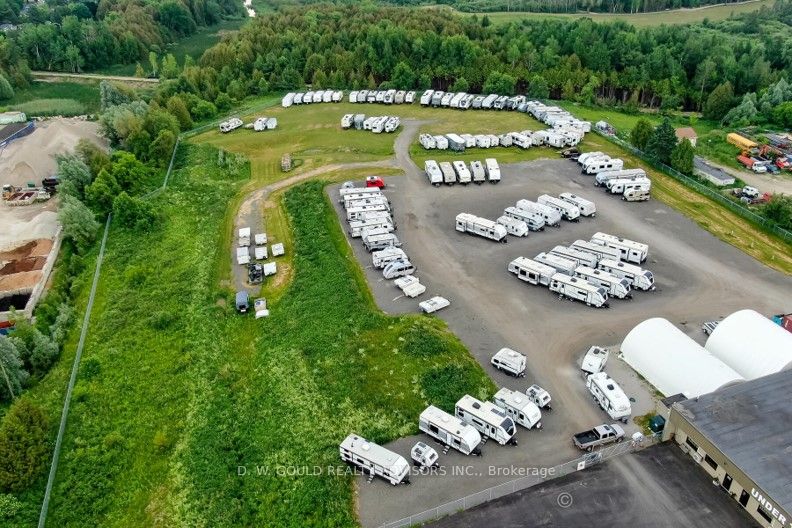 9577 Sideroad 17, Erin