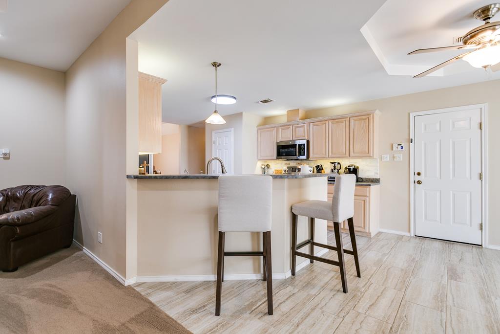 601 Burlington Road - Kitchen