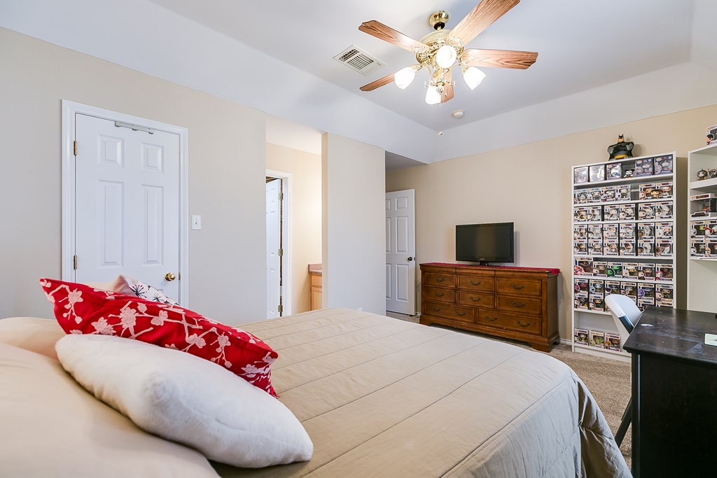 601 Burlington Road - Guest Bedroom 2