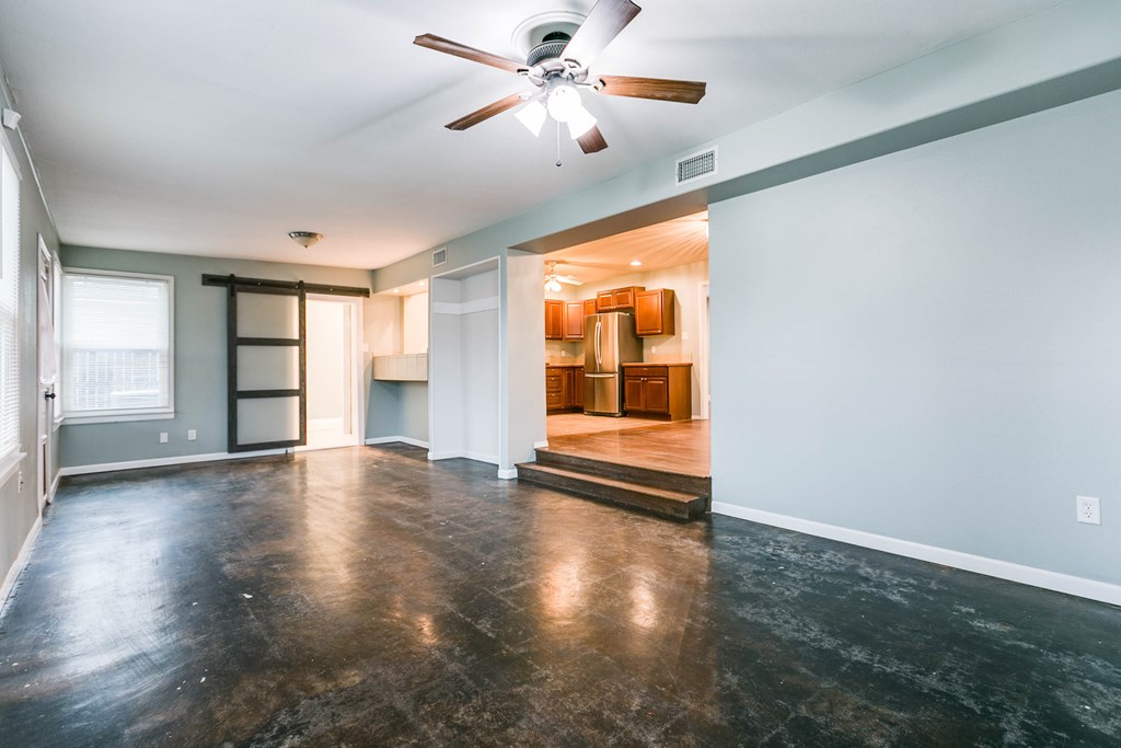 Back Living sliding door to Laundry and extra room