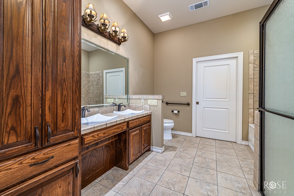 Master Bathroom with Double Sinks