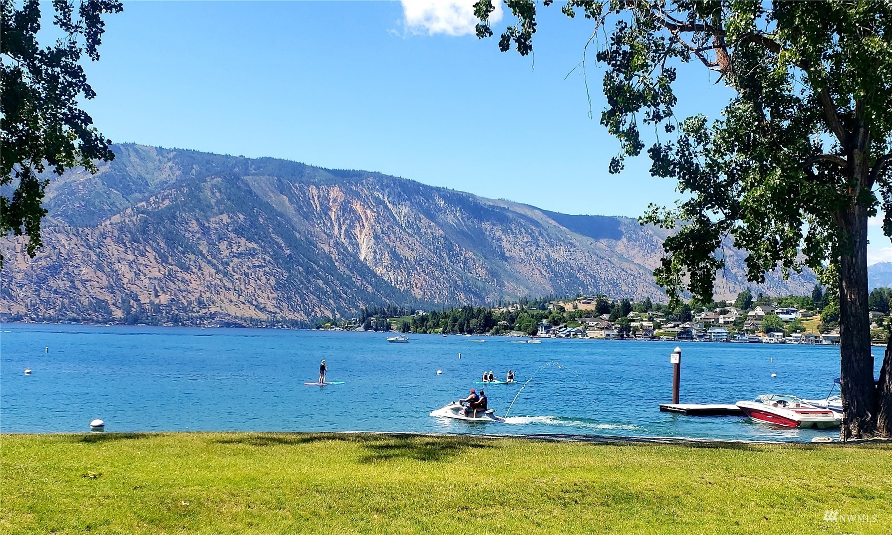 On-site boat and jet ski rentals