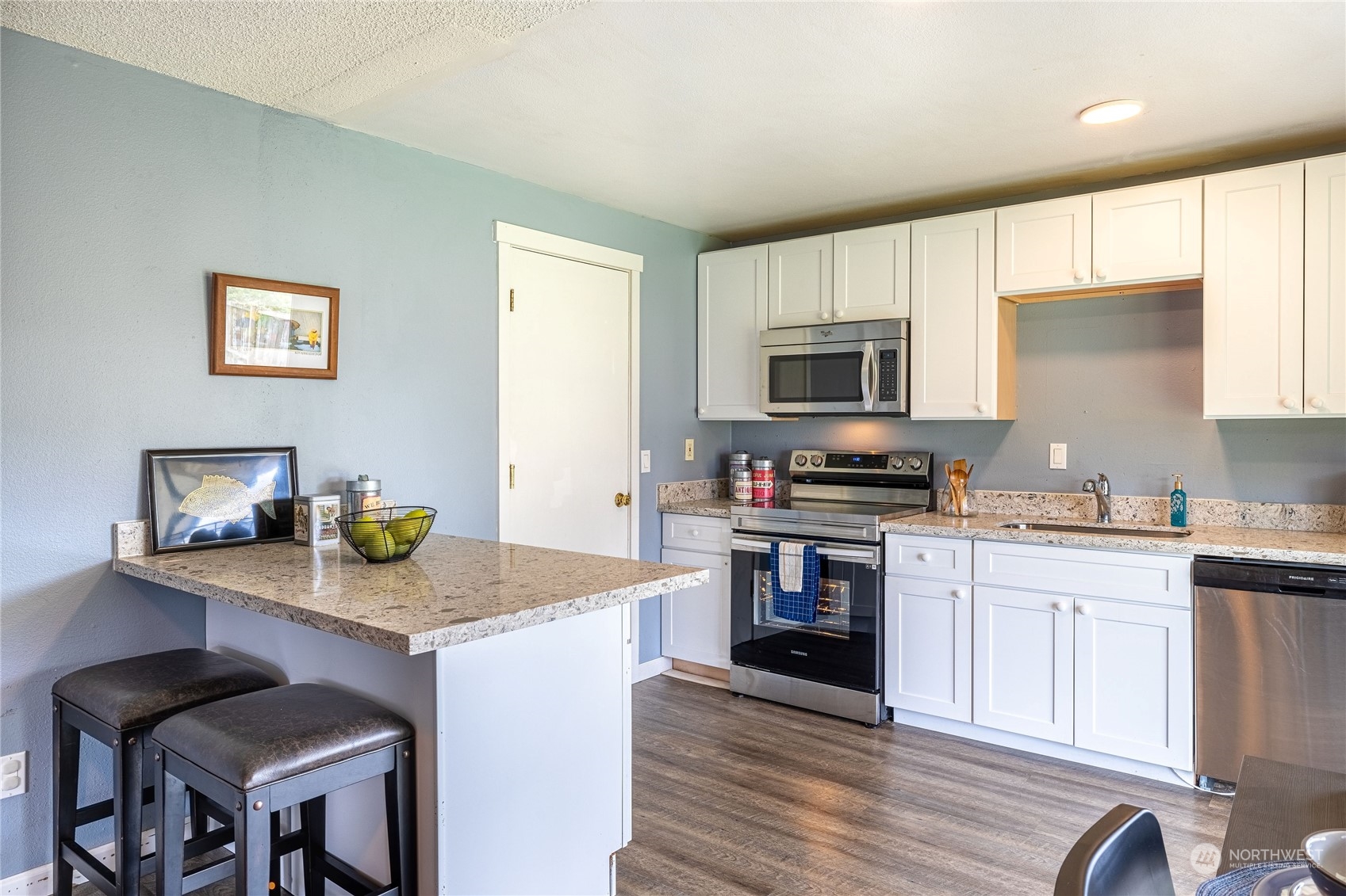 If you are in the market for a cozy home, Don't Miss This One!