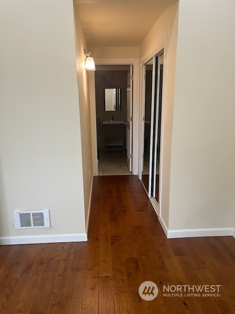 The hallway to the main bathroom.