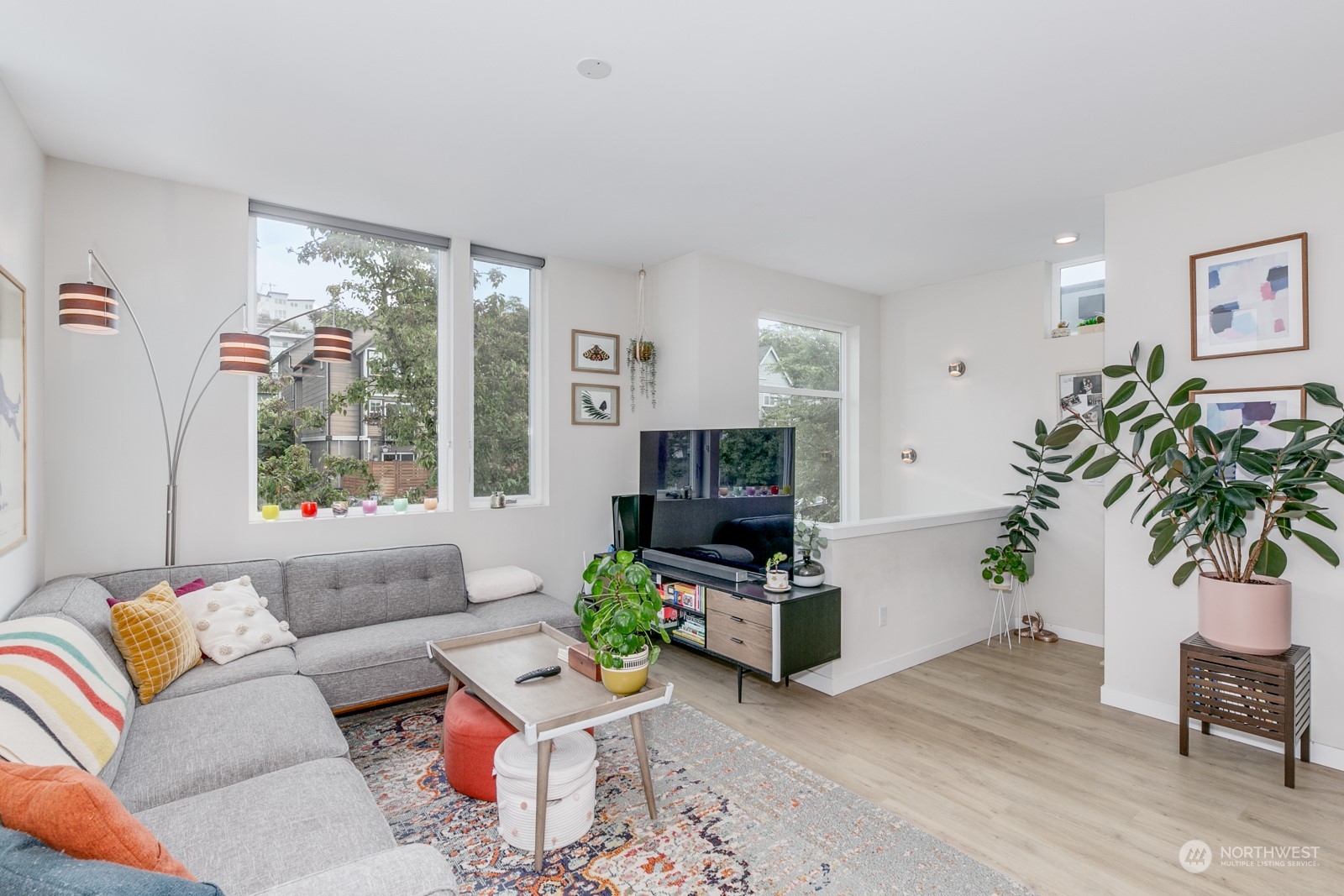 Balcony opens to lower level with views of the front door