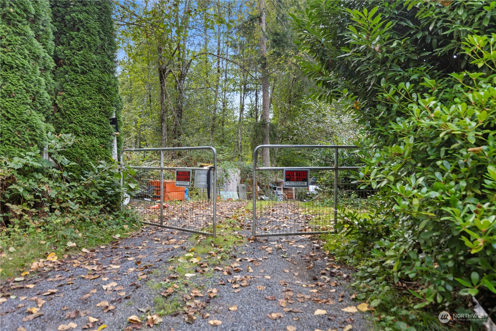 Entrance way gated