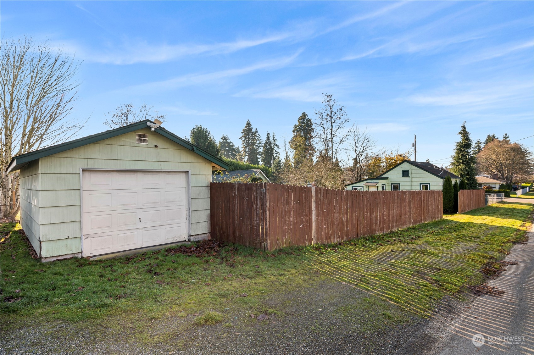 Detached Garage