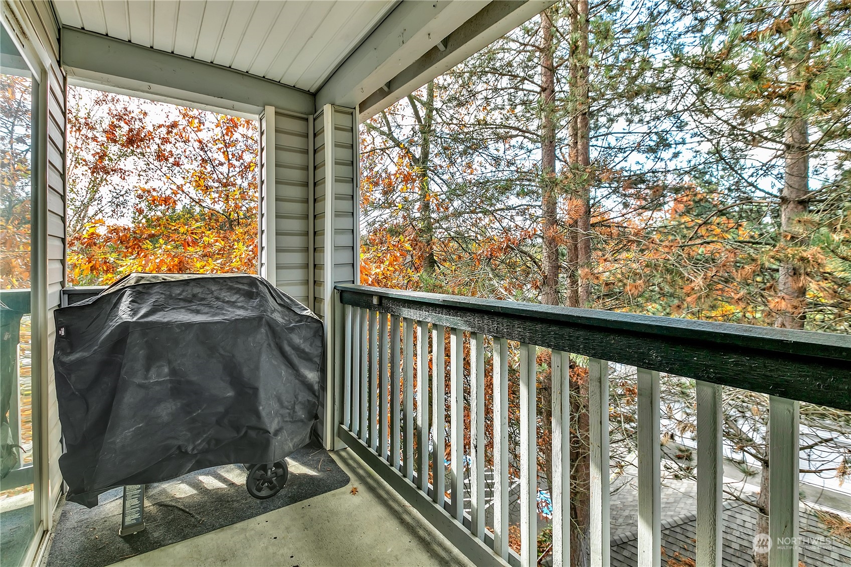 Balcony patio.