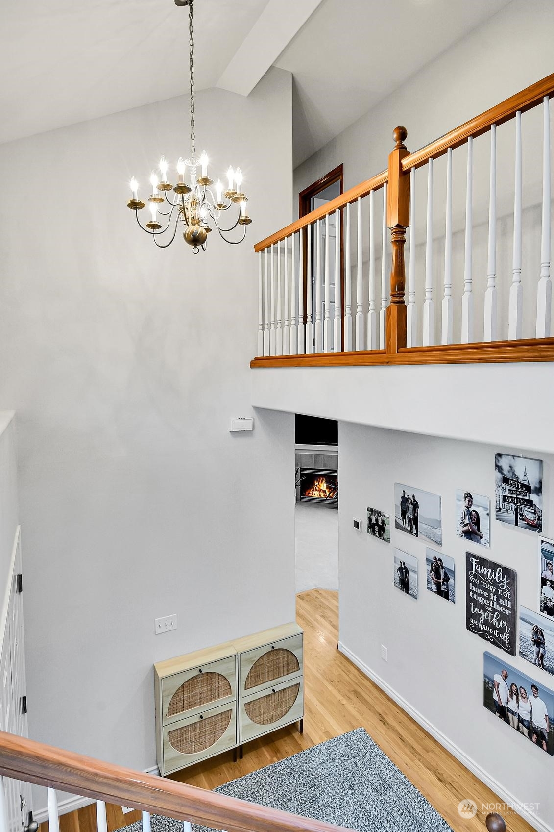 Grand foyer with vaulted ceilings