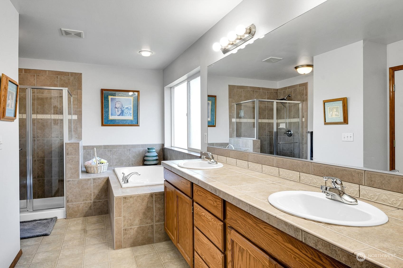 5 piece master bath