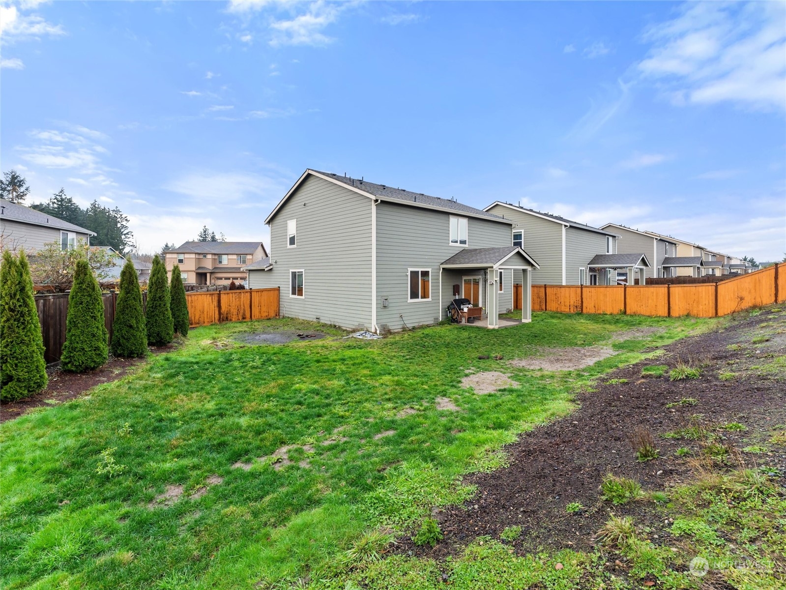 huge fully fenced backyard, new French drain installed all around the perimeter