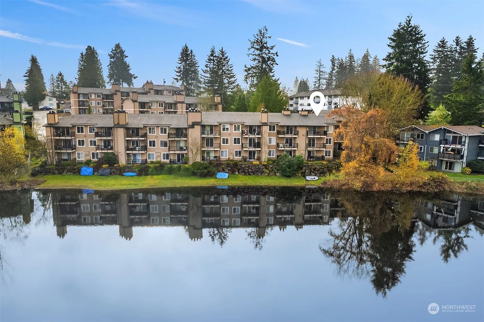 Welcome to this waterfront condo with stunning Beverly Lake views!