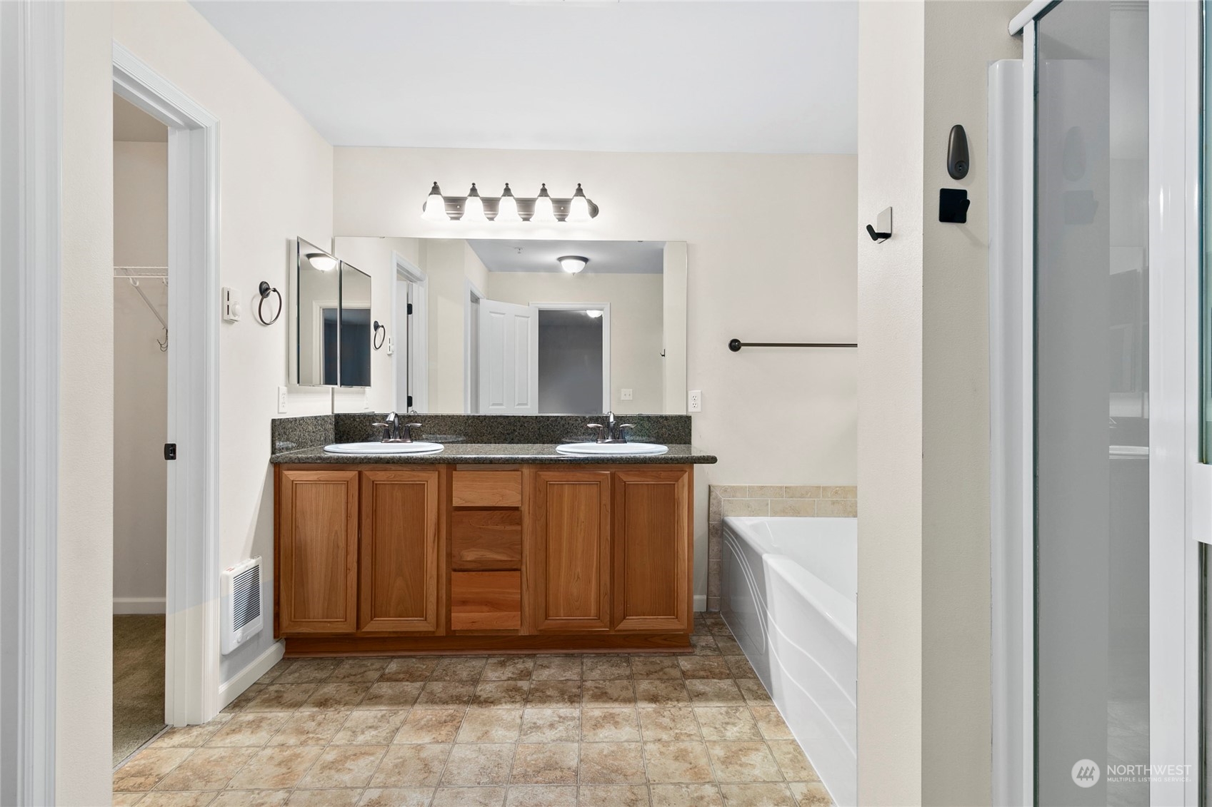 Dual sinks in Primary Bedroom