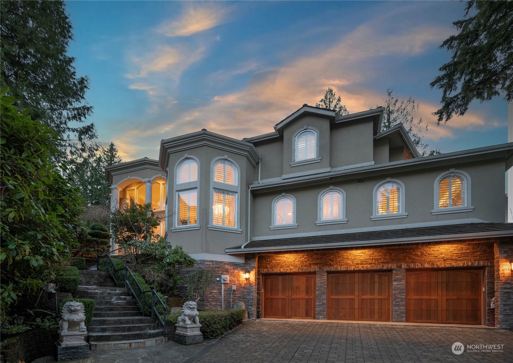 Exceptional custom-built view home