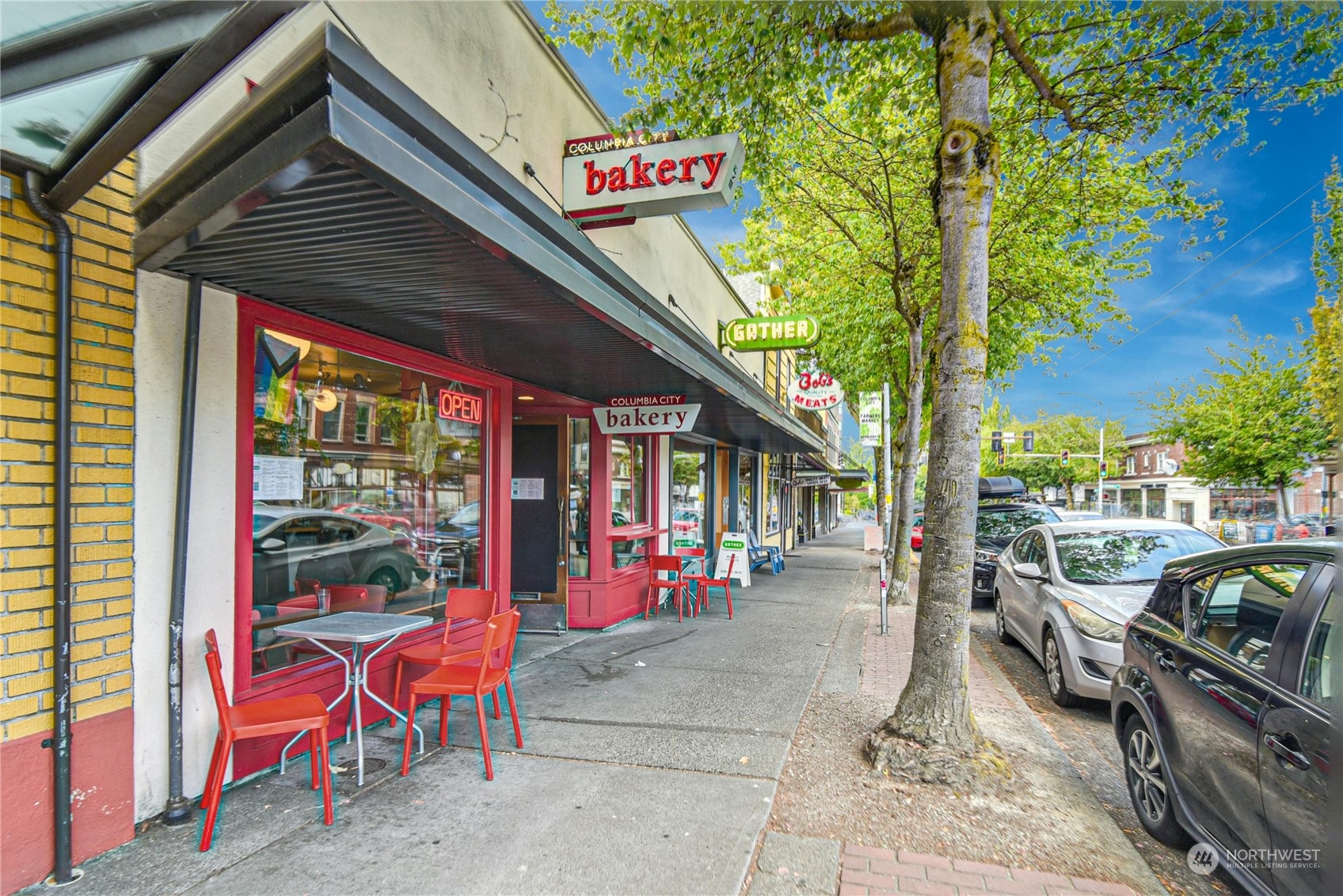 The hip and trendy Columbia City Bakery!